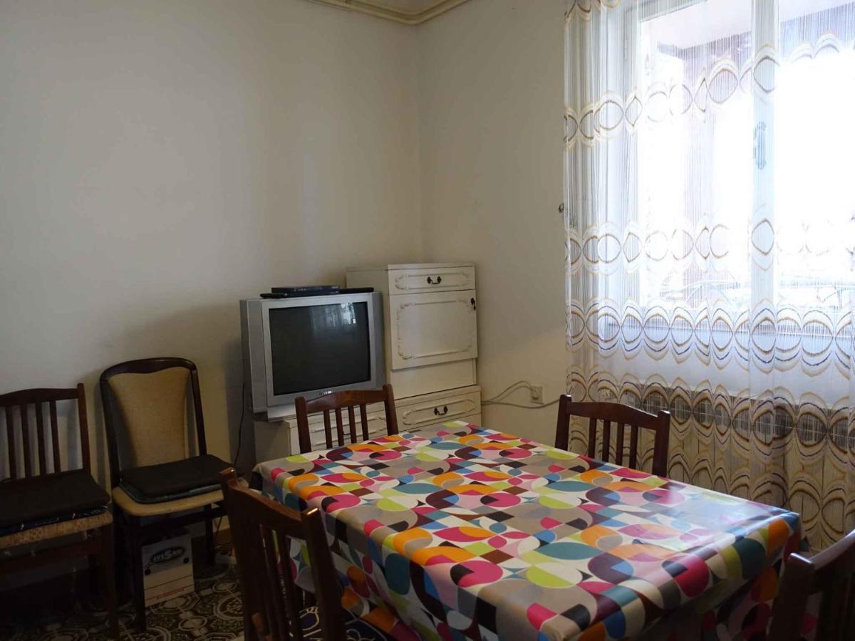 Apartment In Omisalj - Insel Krk 39736 外观 照片